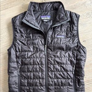 Patagonia Black Quilted Vest with Matte Finish